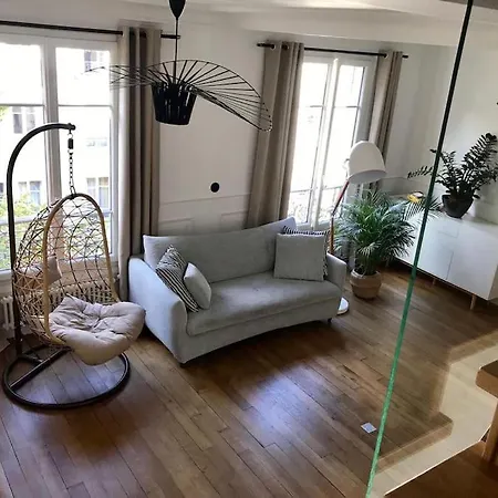 Appartamento Beautifully Designed Homely Calm Parisian Duplex *