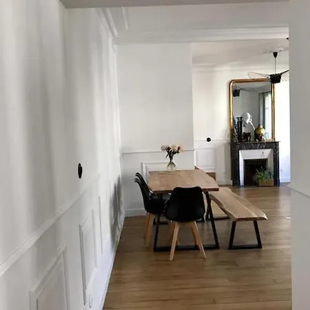 Beautifully Designed Homely Calm Parisian Duplex Appartamento *